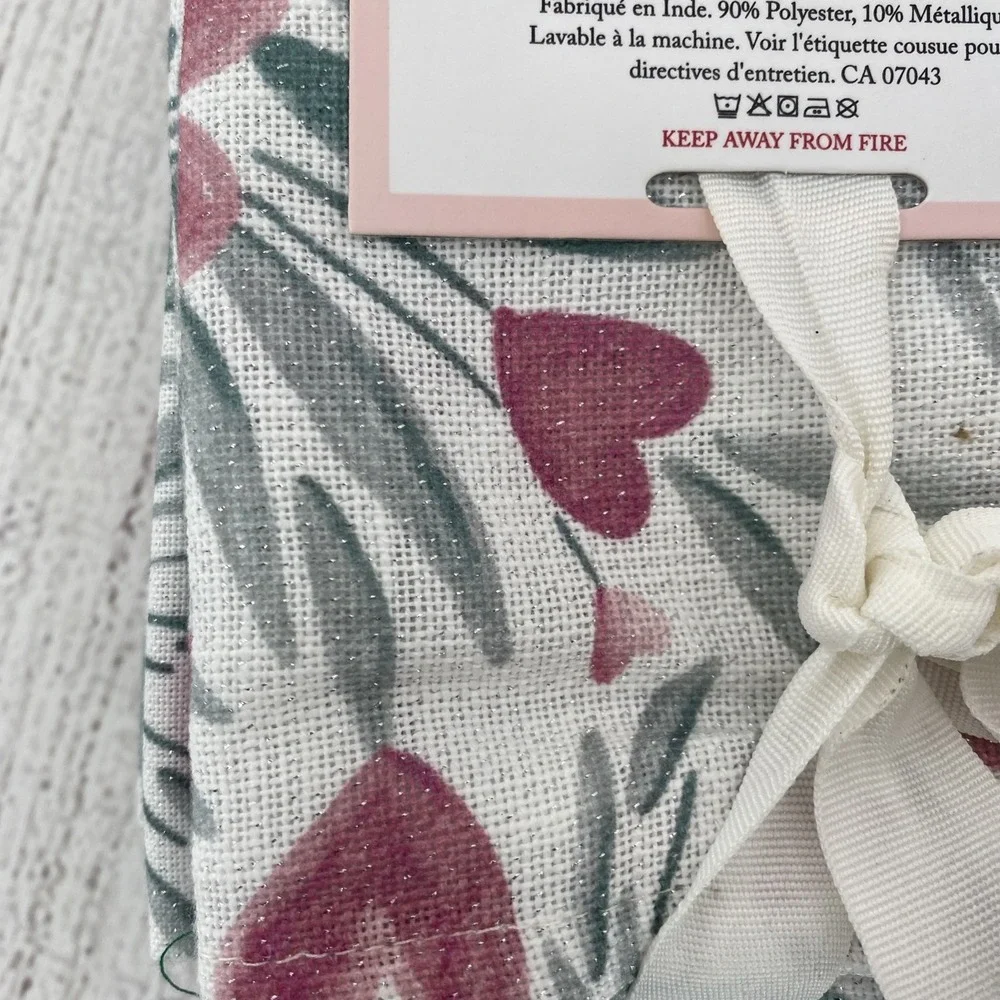 Cupcakes and Cashmere Napkins (Set of 6) White Pink Metallic Heart Valentines